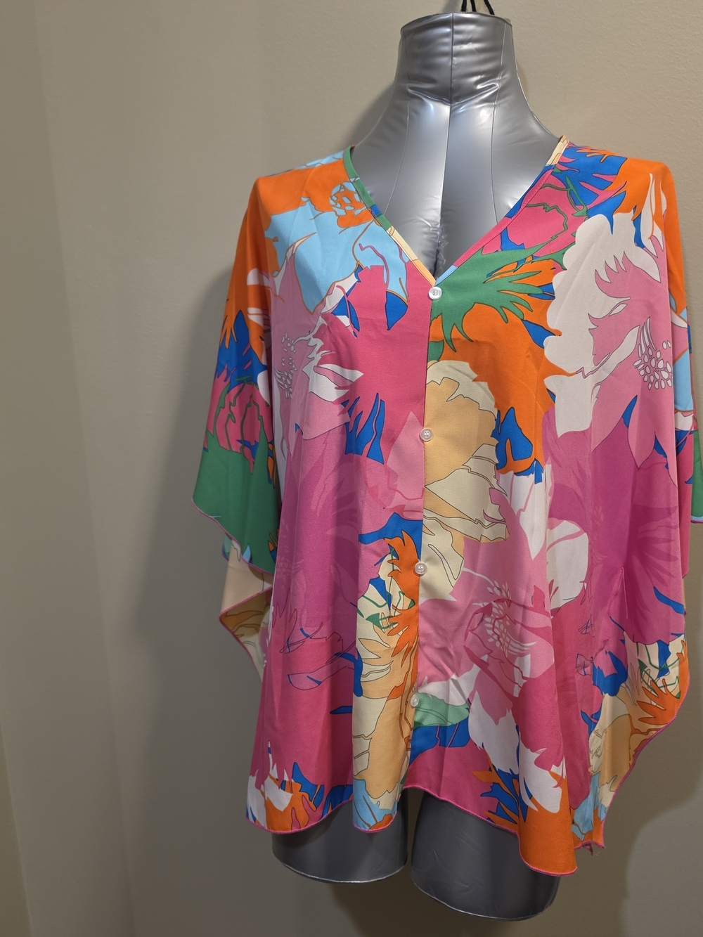 Floral V-Neck Button Front Blouse - Pink & Orange..sz XXL